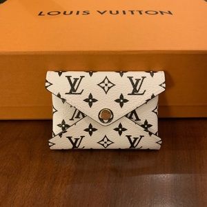 LV - Pochette Kirigami - Small - BNIB - Rare